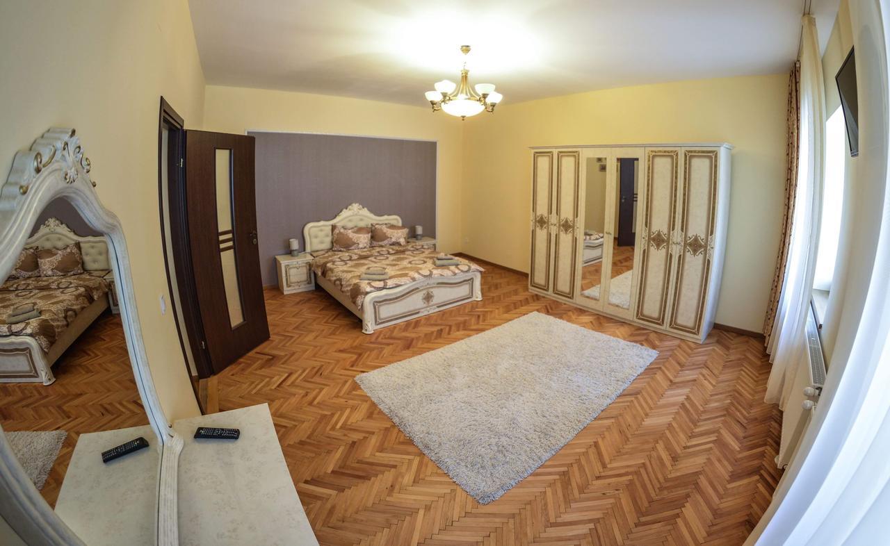 Apartment Luca Poarta Schei 布拉索夫 外观 照片